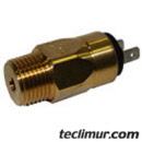 Presostato 0,3 bar para válvulas de sistema de riego de los cepillos en barredoras Ravo 530 / 540. Compatible con referencia original Ravo 5504055* 